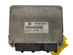 Calculateur 06A906019BR 5WP4450 03 VW Seat Skoda 22255