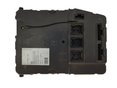 Calculateur UCH N2 8200525384 S118400150D Renault Siemens 1423