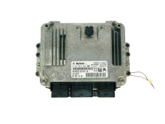 Calculateur 9666975480 0281013329 9653958980 PSA Bosch 32355