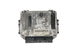 Calculateur 0281013364 8200635663 8200833387 Renault Bosch 45805 Calculateur 0281013364 8200635663 8200833387 Renault Bosch 45805