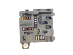 Calculateur UPC X84 N3 8200306033C S118399300L Renault Siemens 59197 Calculateur UPC X84 N3 8200306033C S118399300L Renault Siemens 59197