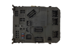Calculateur BSI E01-00 9657999680 S118085320F PSA Siemens 1489