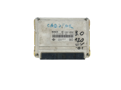 Calculateur 0281010452 23710 69T83 895ECCS Nissan Bosch