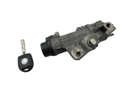 Commutateur D’allumage VW Passat Polo 4B0905851G 4B0905849 1379