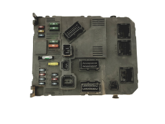 Calculateur BSI 9650584580 S118085320B PSA Siemens