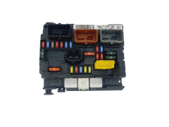Calculateur BSM-00 R09 9667199780 PSA Valeo 44470 Calculateur BSM-00 R09 9667199780 PSA Valeo 44470