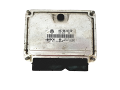 Calculateur 045906019BP 0281012194 VW Bosch 27977