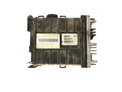 Calculateur 443907311B 0261200261 VW Bosch 24823 Calculateur 443907311B 0261200261 VW Bosch 24823