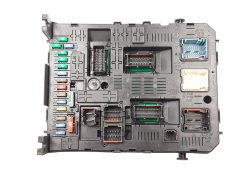 Calculateur BSI04EV Citroen Peugeot 9678477280