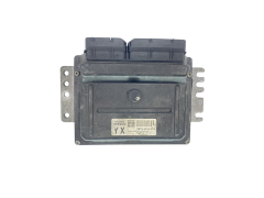 Calculateur Nissan MEC32-040 L4 YX Hitachi 62316