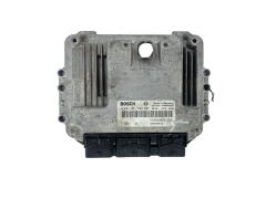 Calculateur 0281011529 8200051608 8200389519 Renault Bosch 51954