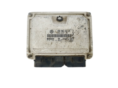 Calculateur 038906012CM 0281010379 VW Bosch 38191