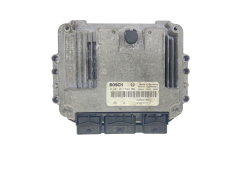 Calculateur 0281011549 8200310863 8200370779 Renault Bosch 57114