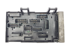 Boîtier Fusibles Chrysler 05144579AC 05144509AC 19753