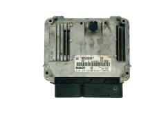 Calculateur 96950947 0281015569 Opel  Bosch GM 32348