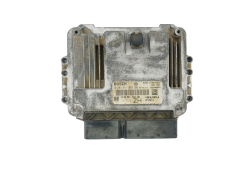 Calculateur Opel 0281011943 55556829 8973785712 Bosch 45705