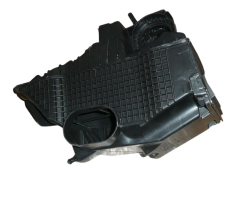 Boîtier Filtre A L`Air Renault Clio 4 Captur 1.5 DCI 165001258R Boîtier Filtre A L`Air Renault Clio 4 Captur 1.5 DCI 165001258R