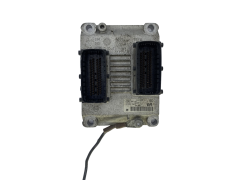 Calculateur 0261207421 24443795 Opel GM Bosch 47654