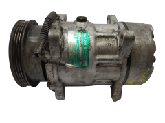 Compresseur De Climatisation Renault Scenic I 7700272987 SD7V16 1143 Sanden 6995 Compresseur De Climatisation Renault Scenic I 7700272987 SD7V16 1143 Sanden 6995