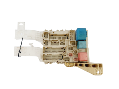 Boîtier Fusibles 82730-0D290  Toyota 
