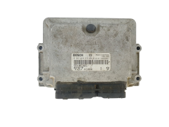 Calculateur 55185365 0281010332  Alfa Romeo 46100