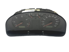 Bloc Compteurs Vitesse VW Passat B5 88311245 1086