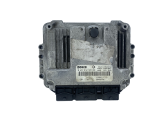Calculateur 0281012589 8200527725 8200527756 Renault Bosch 48333