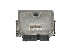 Calculateur Fiat 46789433 0281001955 Bosch 42795