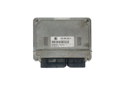 Calculateur 03D906033C 5WP40292 02 Skoda Siemens 44972