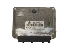 Calculateur Ecu 038906018GN 0281010182 Skoda Bosch 3064