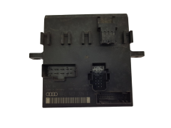 Calculateur AUDI ILM-B6 8E0907279F 00001533B1 Temic Calculateur AUDI ILM-B6 8E0907279F 00001533B1 Temic