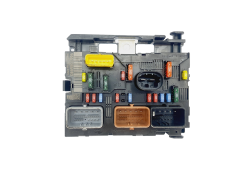Calculateur PSA L10-00 9661086980 Delphi 44475 Calculateur PSA L10-00 9661086980 Delphi 44475