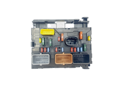 Calculateur BSM 9661708180 PSA Delphi 44468