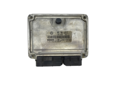 Calculateur 045906019C 0281010697 VW Bosch 56255