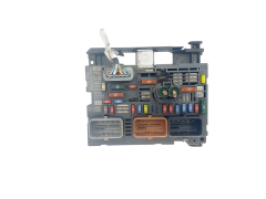 Calculateur BSM R02-00 9667044980 PSA Delphi 44820 Calculateur BSM R02-00 9667044980 PSA Delphi 44820