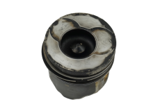 Piston Moteur L 7701472833 Renault 1.9 dci Piston Moteur L 7701472833 Renault 1.9 dci