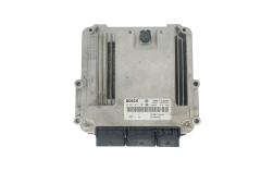Calculateur 0281015781 8200726880 8200980329 Renault Bosch 