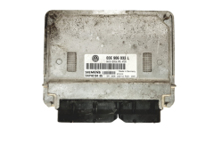 Calculateur 03E906033L 5WP40194 05 VW Siemens 19094