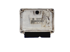 Calculateur 038906019ET 0281010630 VW Bosch 45600