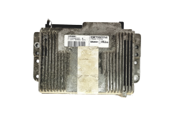 Calculateur S115300121B 7700875745 7700111772 Renault Siemens 22381