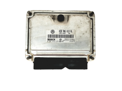 Calculateur 038906019NL 0281012276 Seat Bosch 23857