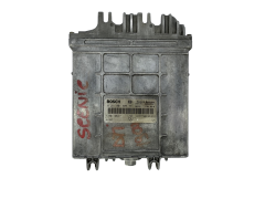 Calculateur 0281001809 7700110647 7700105953 Renault Bosch 53787