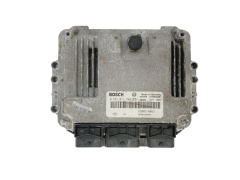 Calculateur 0281011549 8200310863 8200370779 Renault Bosch 37367