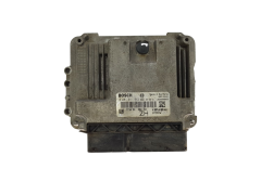 Calculateur Opel 0281011943 55556829 8973785712 Bosch GM Isuzu 18772