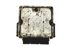 Calculateur 0281010556 8200153946 8200095416 Renault Bosch 26063