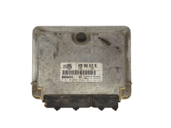 Calculateur VW 038906018BL 0281001845 Bosch 30713
