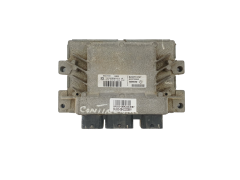 Calculateur S120200113A  8200774747 8200700695 Renault 42233