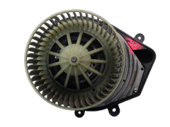 Moteur Ventilateur Chauffage Climatisation VW Audi A4 8D1820021 740221233F 1084