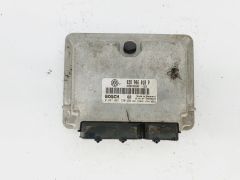 Calculateur VW Audi 038906018P 0281001720 Bosch 38945