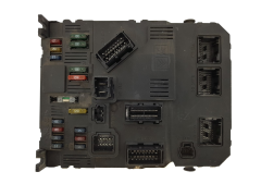 Calculateur BSI E01-00 9649627780 S118085320A PSA Siemens 1229 Calculateur BSI E01-00 9649627780 S118085320A PSA Siemens 1229